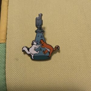 Disney Aristocats Pin Duchess and Thomas O Malley Trumpet Boxlunch Pin
